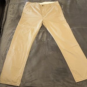 Levi’s chino khaki pants 34x30